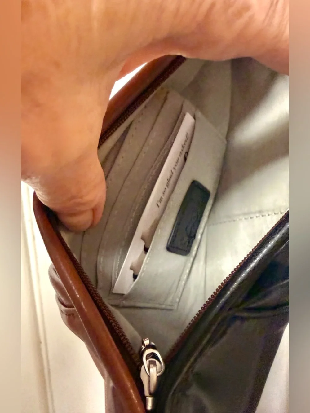 SASH! Crossbody Bag in Black